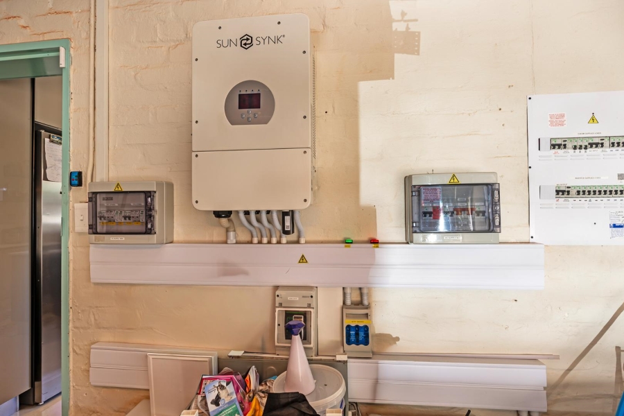 5 Bedroom Property for Sale in Panorama Western Cape